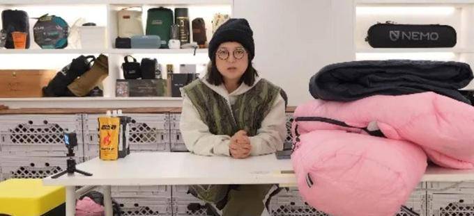 ：隔着帐篷亲热、声音超大！不如去酒店冰球突破游戏韩国女星狠批露营不雅行为